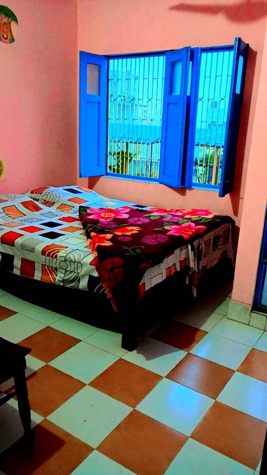 ורנאסי Tiwari Palace Modern Vision Guest House מראה חיצוני תמונה